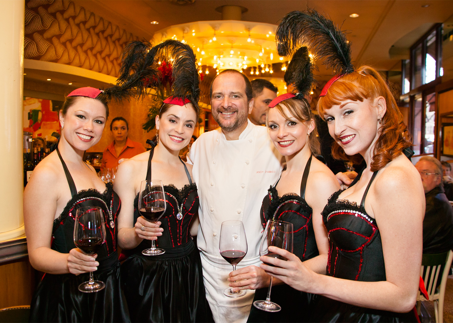 french cabaret restaurtant